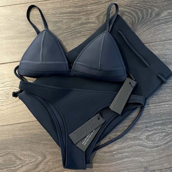 Triangl Billie “Into The Night” Bikini - Picture 1 of 8